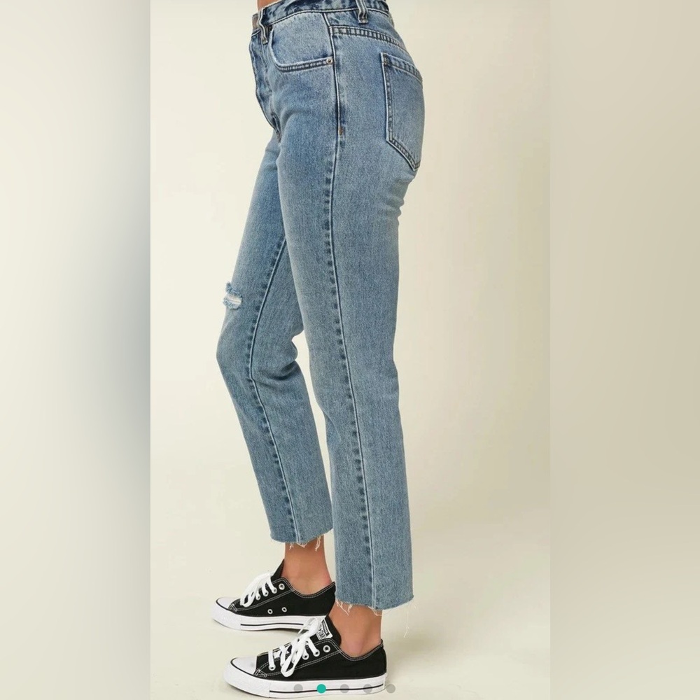 O’Neill Distressed Jeans Size 28 - Picture 4 of 10